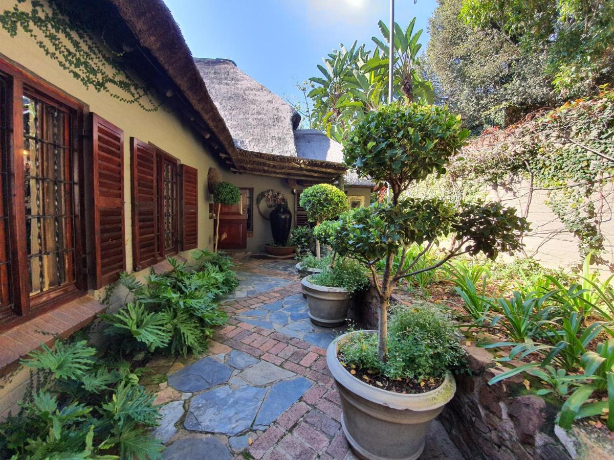 Waterhouse Guest Lodge In Waterkloof Pretoria Exterior photo